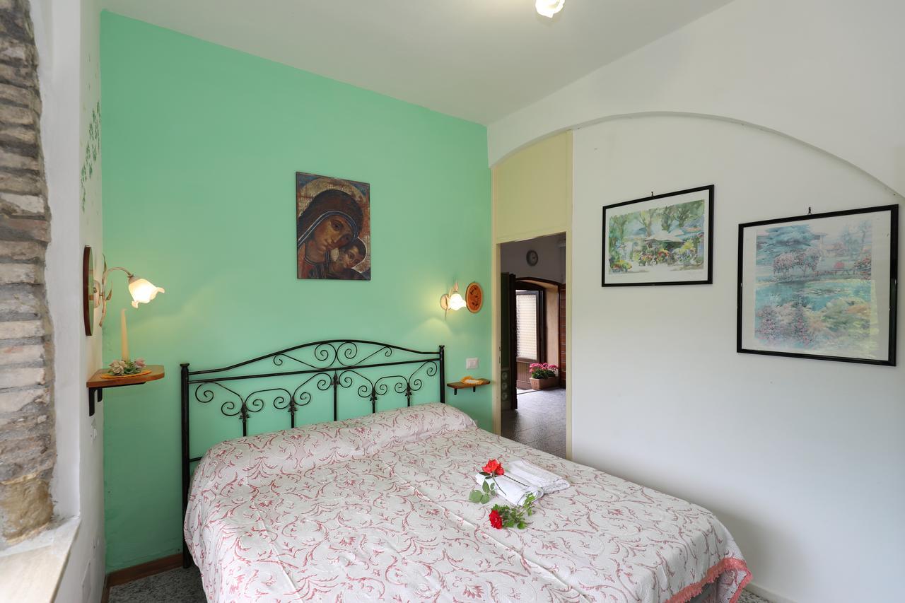 Agriturismo Villa Mozart Nel Verde Губбіо Екстер'єр фото