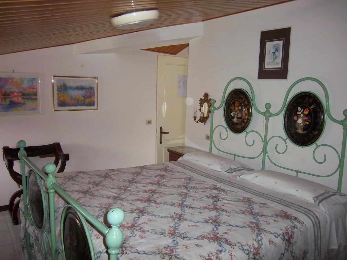 Agriturismo Villa Mozart Nel Verde Губбіо Екстер'єр фото